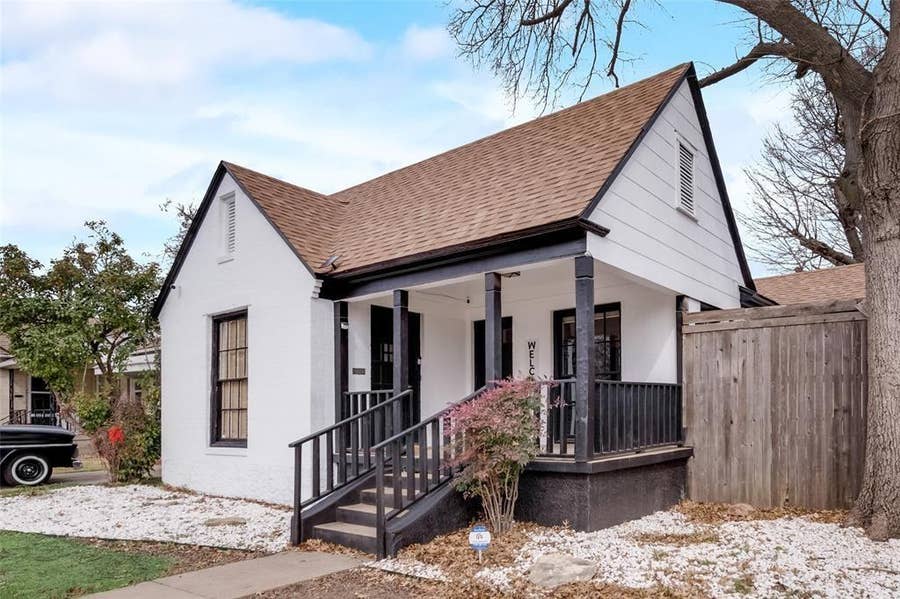 Property photo for 2707 Burlington Boulevard, Dallas, TX