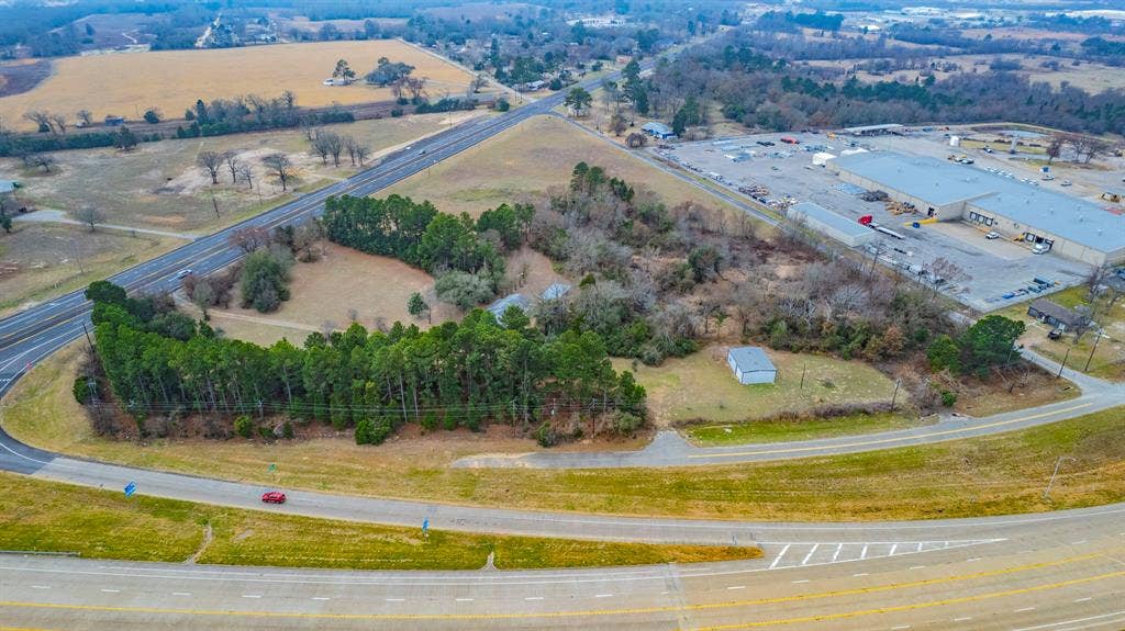 2315 State Hwy 31 E, Athens, TX 75752