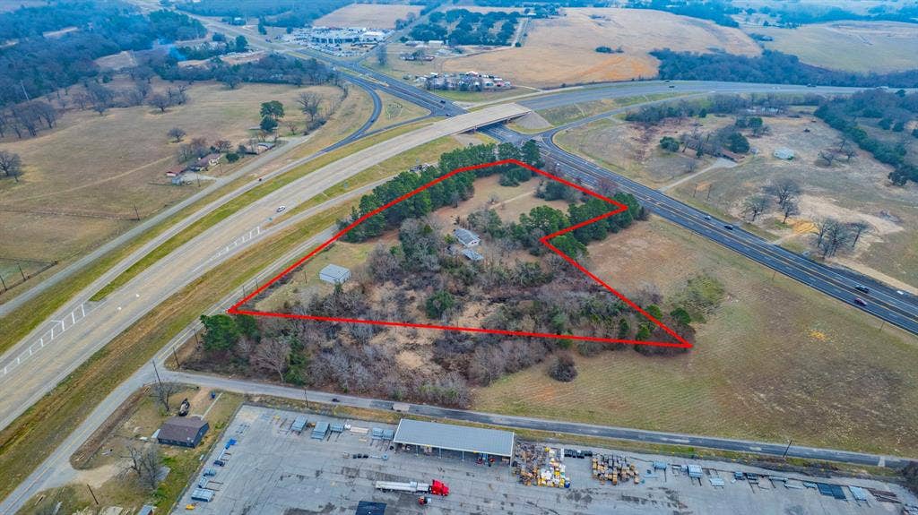 2315 State Hwy 31 E, Athens, TX 75752