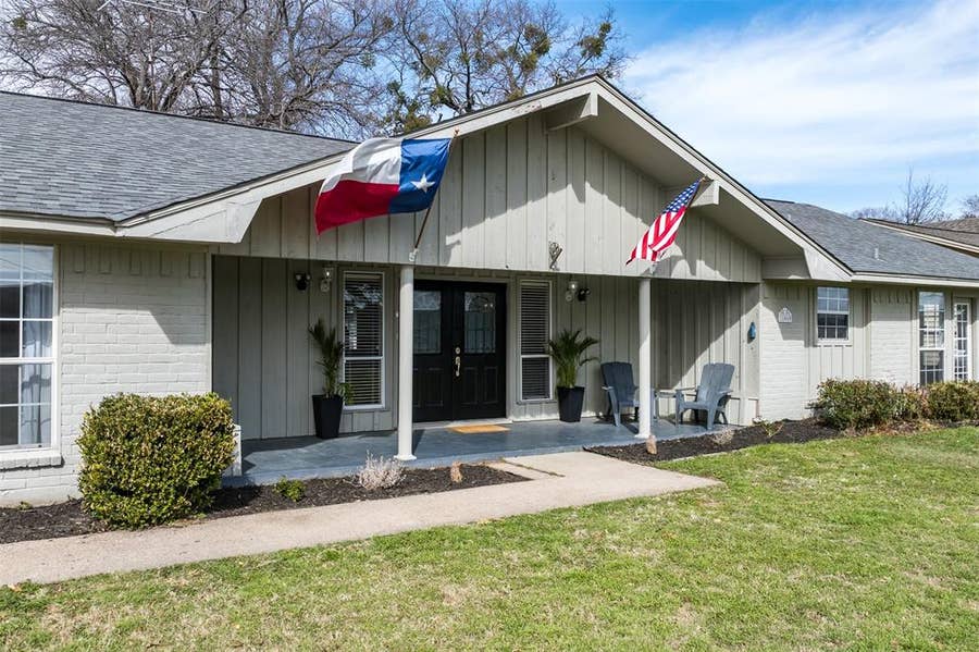 Property photo for 18460 Hickory Circle, Kemp, TX