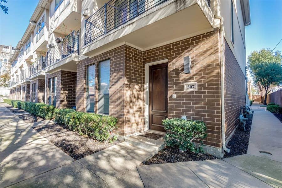 Property photo for 2606 Shelby Avenue, #307, Dallas, TX