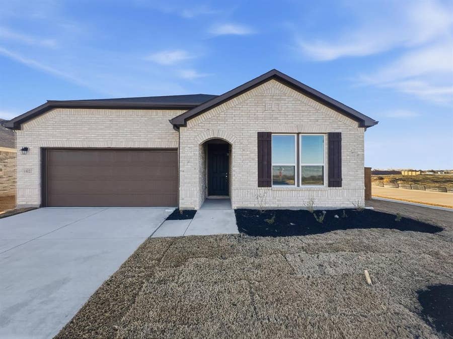 Property photo for 622 Saxony Drive, Princeton, TX