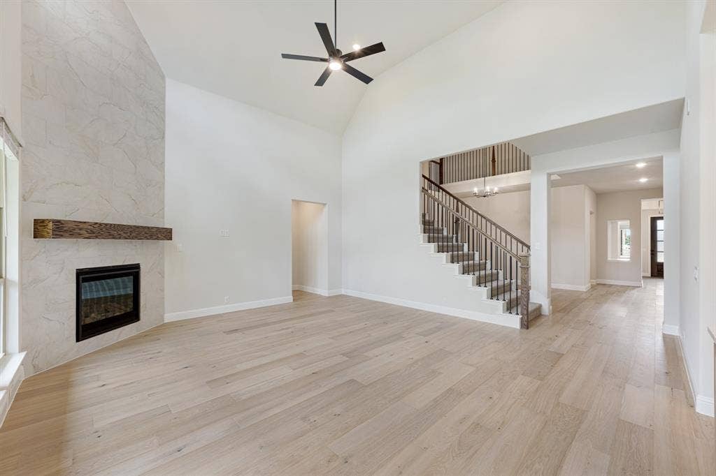 3305 Emerald Trace Drive, Denton, TX 76226 3305 Emerald Trace Drive, Denton, TX 76226