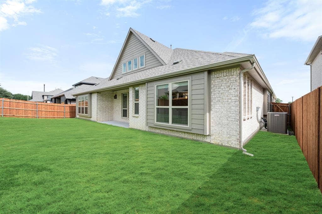 3305 Emerald Trace Drive, Denton, TX 76226 3305 Emerald Trace Drive, Denton, TX 76226