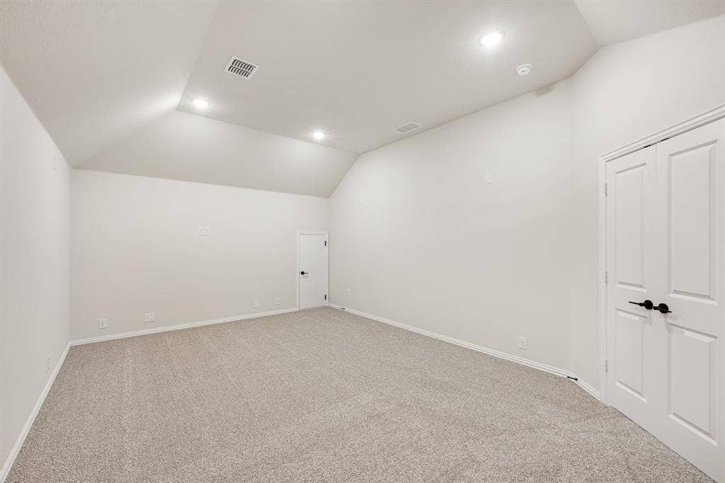 3305 Emerald Trace Drive, Denton, TX 76226 3305 Emerald Trace Drive, Denton, TX 76226