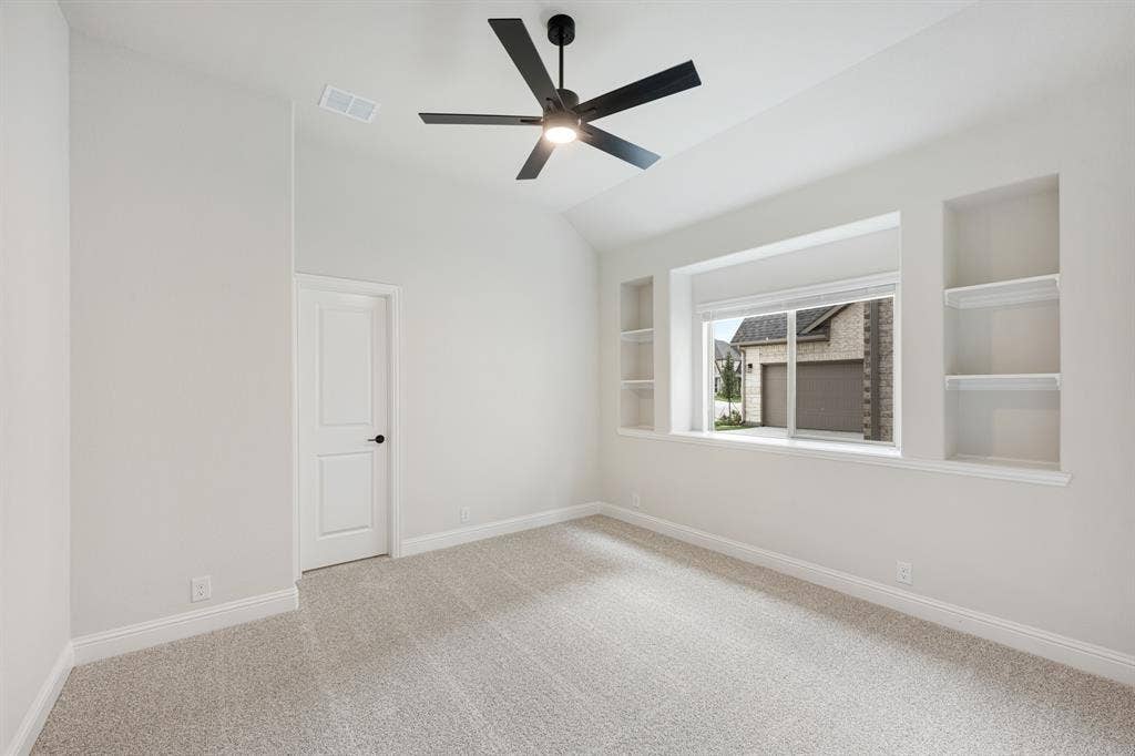 3305 Emerald Trace Drive, Denton, TX 76226 3305 Emerald Trace Drive, Denton, TX 76226