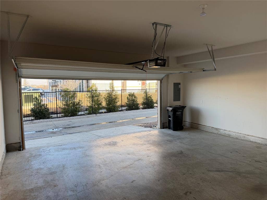 1924 Buffalo Hill Drive, Mesquite, TX 75149