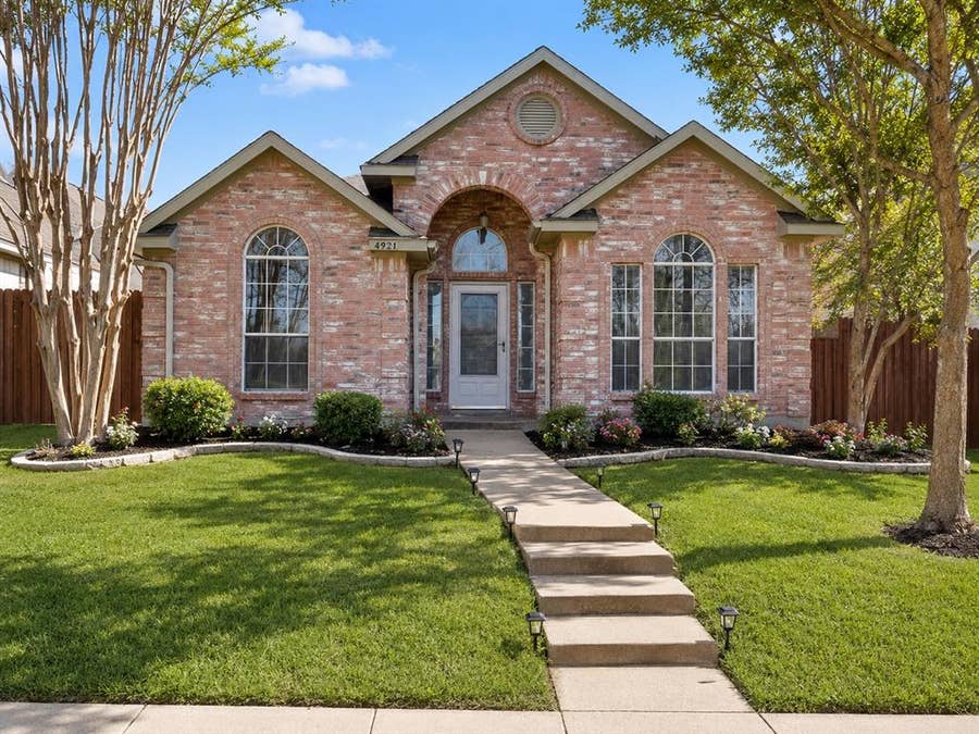 Property photo for 6921 Hominy Ridge, Rowlett, TX