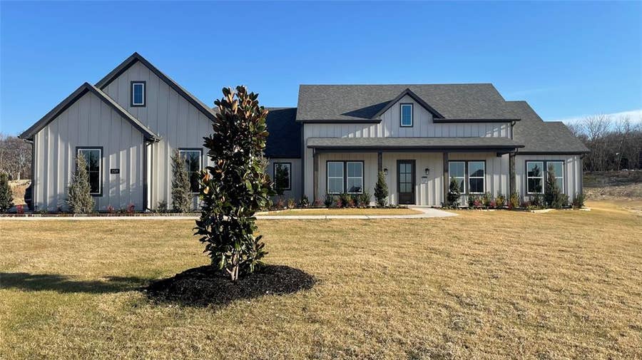 Property photo for 2519 Old Ironside Avenue, Anna, TX