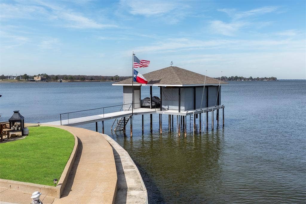258 Lakeview Drive, Trinidad, TX 75163 258 Lakeview Drive, Trinidad, TX 75163