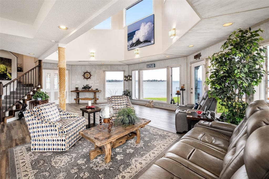 258 Lakeview Drive, Trinidad, TX 75163 258 Lakeview Drive, Trinidad, TX 75163