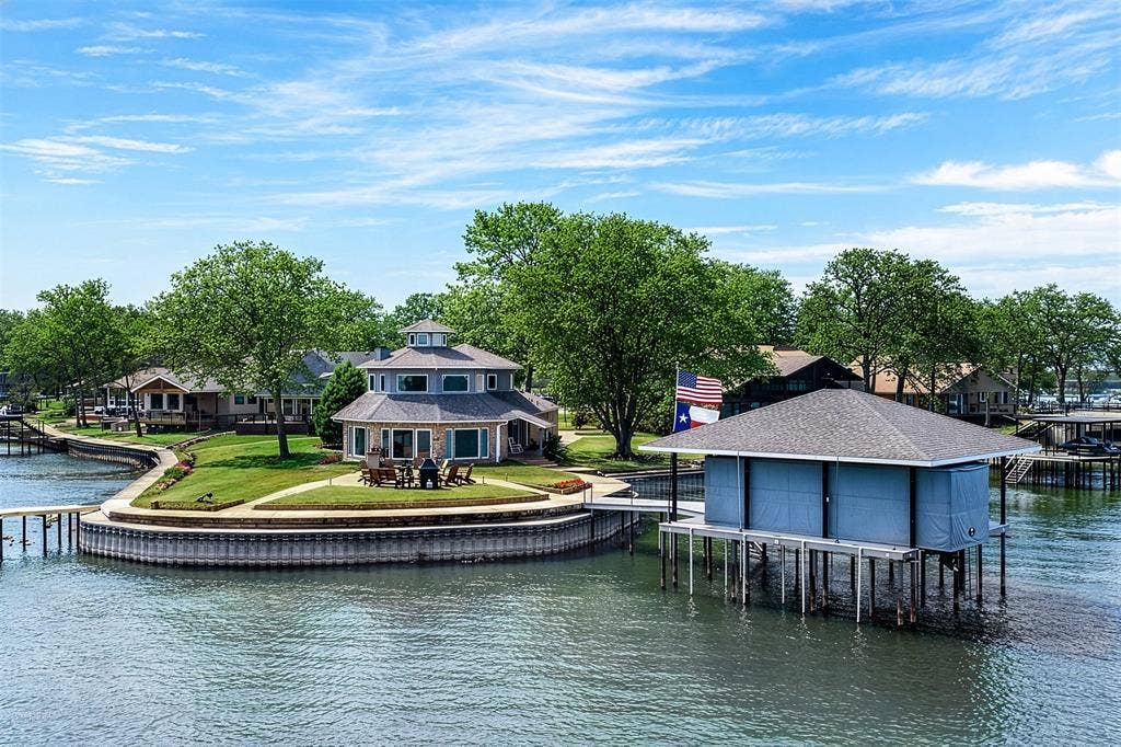 258 Lakeview Drive, Trinidad, TX 75163 258 Lakeview Drive, Trinidad, TX 75163
