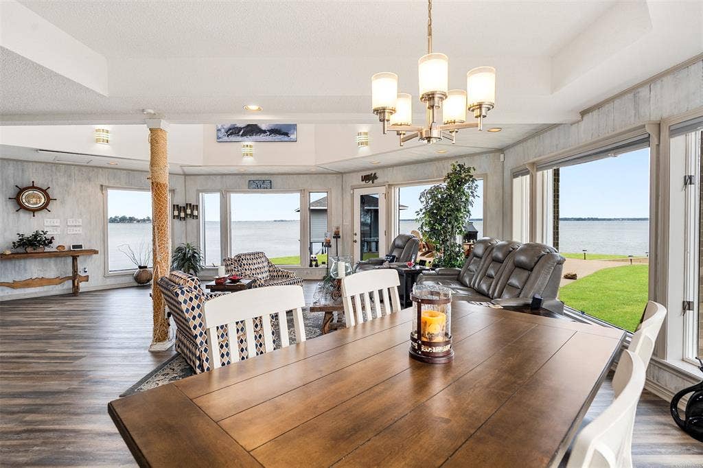 258 Lakeview Drive, Trinidad, TX 75163 258 Lakeview Drive, Trinidad, TX 75163
