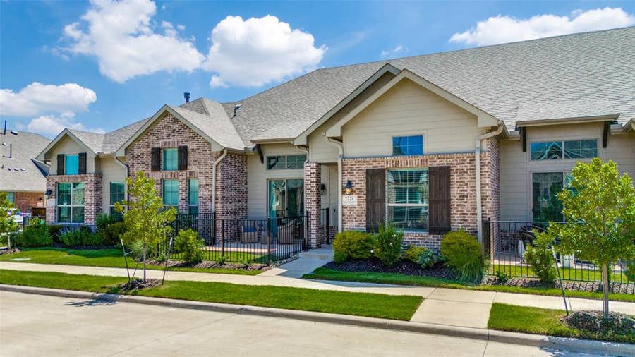 Property photo for 7220 Calistoga Lane, Grand Prairie, TX