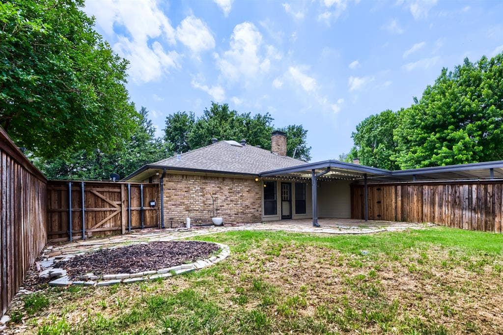 1701 Baffin Bay Drive, Plano, TX 75075 1701 Baffin Bay Drive, Plano, TX 75075