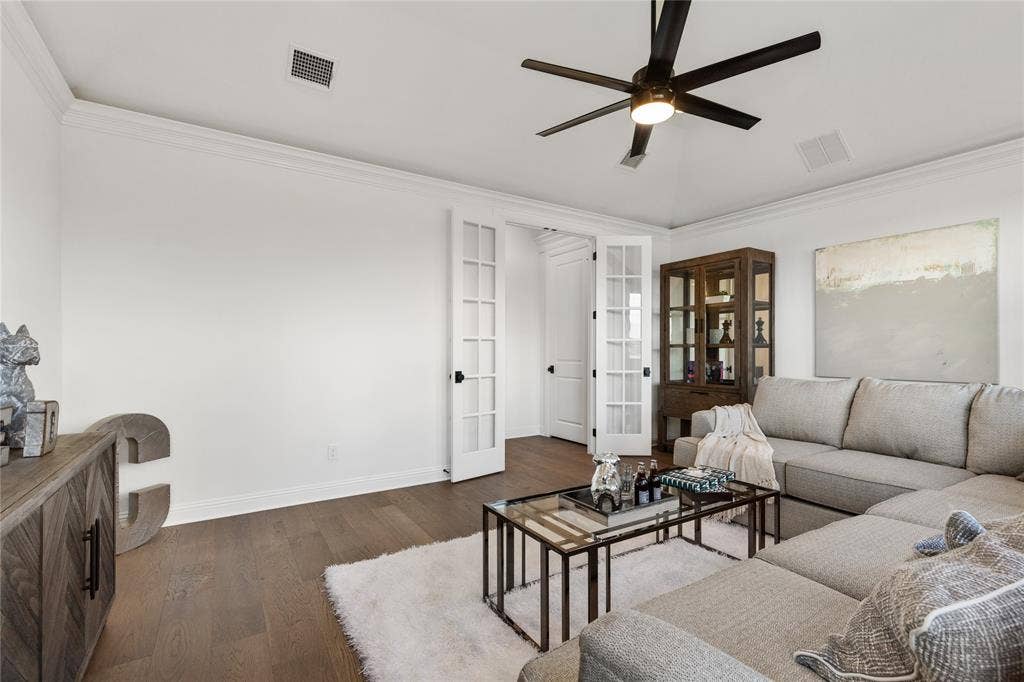 1000 Beginnings Drive, Granbury, TX 76049 2nd living area or flex room