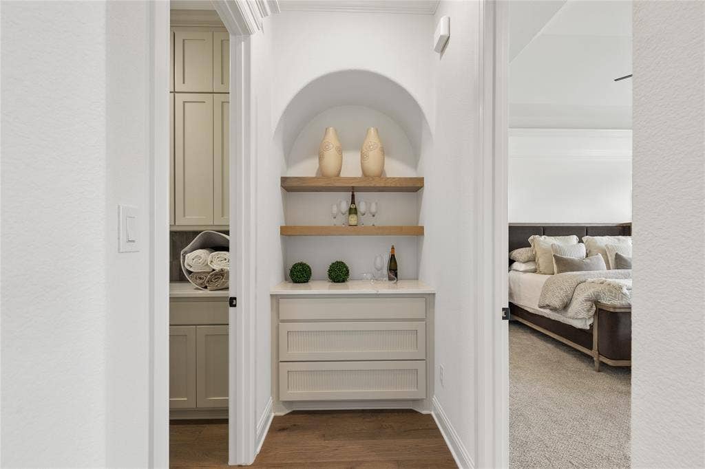 1000 Beginnings Drive, Granbury, TX 76049 1000 Beginnings Drive, Granbury, TX 76049