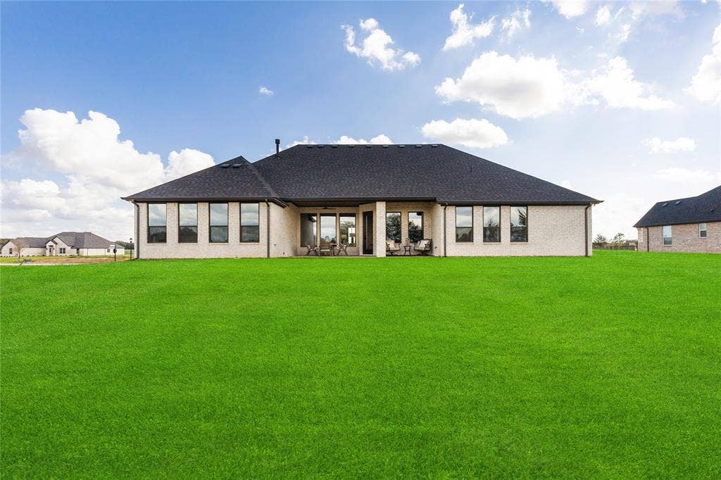 1000 Beginnings Drive, Granbury, TX 76049 1000 Beginnings Drive, Granbury, TX 76049