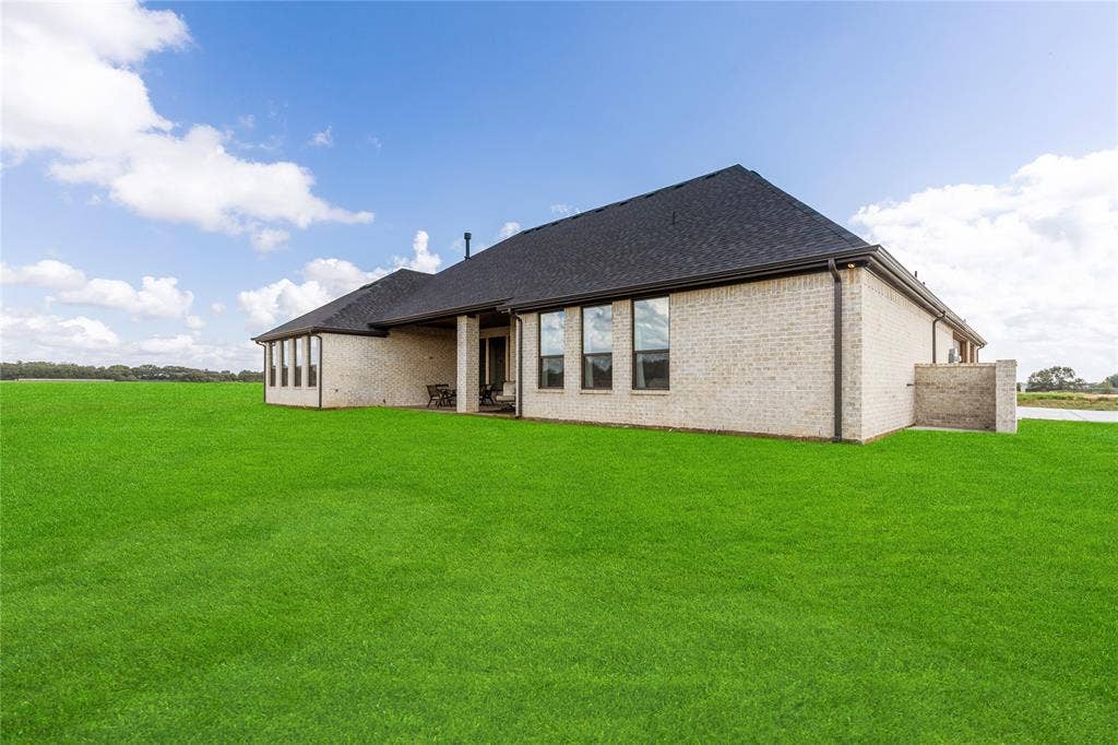 1000 Beginnings Drive, Granbury, TX 76049 1000 Beginnings Drive, Granbury, TX 76049