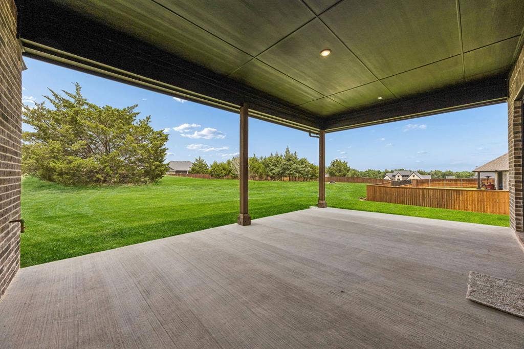 4811 Bonanza Drive, Midlothian, TX 76065 4811 Bonanza Drive, Midlothian, TX 76065
