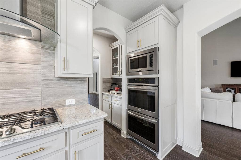 4005 Barlow Court, Mansfield, TX 76063 4005 Barlow Court, Mansfield, TX 76063