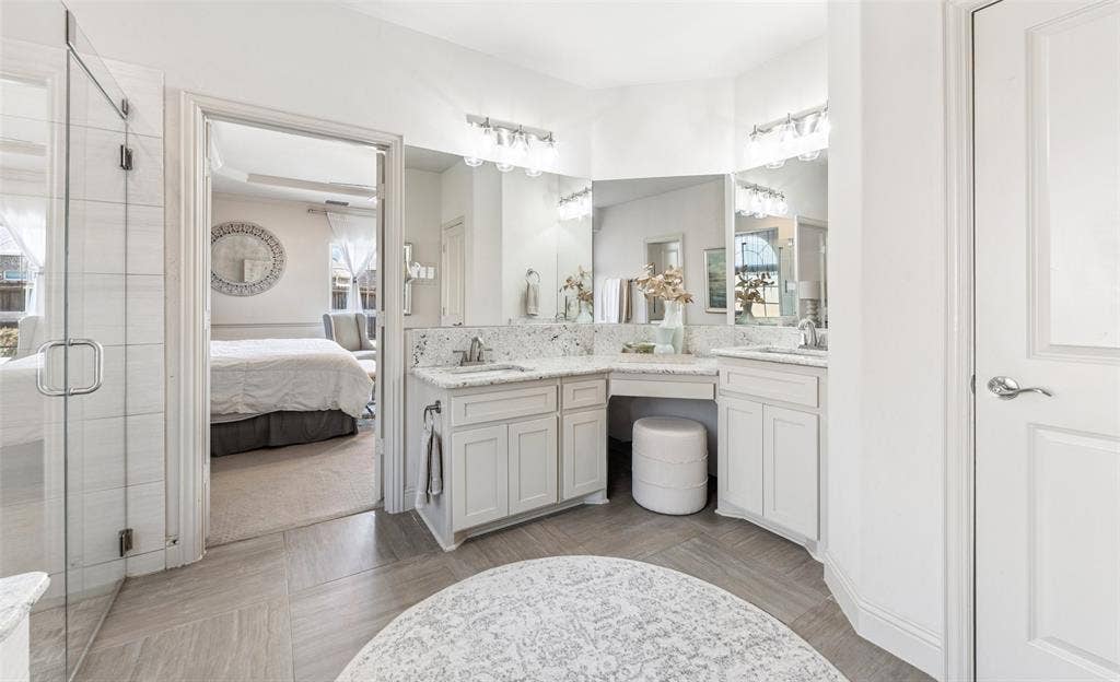 4005 Barlow Court, Mansfield, TX 76063 4005 Barlow Court, Mansfield, TX 76063