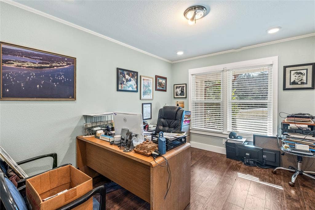 400 W Cayuga Drive, Athens, TX 75751 400 W Cayuga Drive, Athens, TX 75751