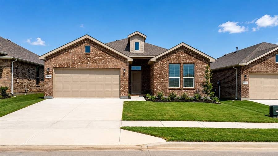 Property photo for 15928 STABLEFORD Road, Fort Worth, TX