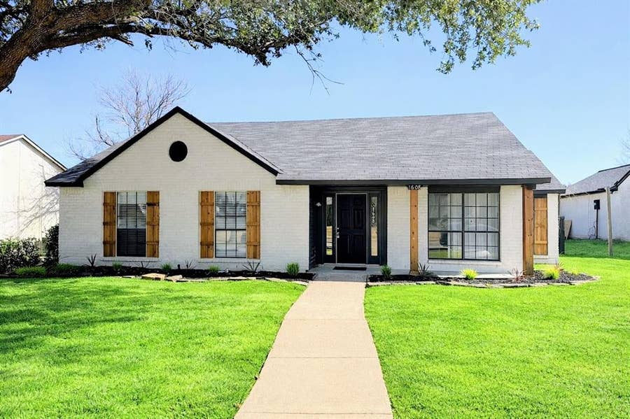 Property photo for 1608 Hutchinson Street, Mesquite, TX