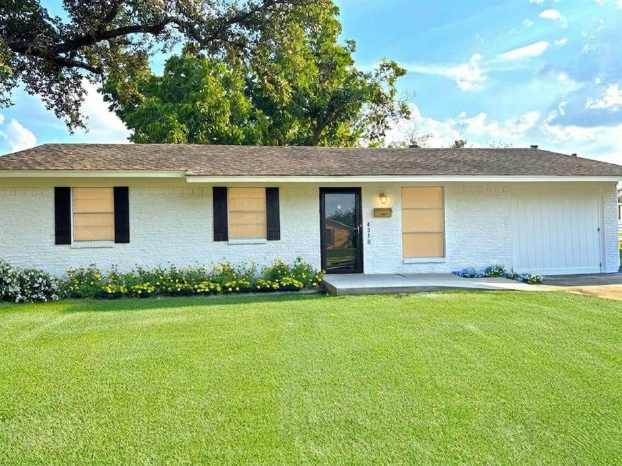 Property photo for 4318 Pineridge Drive, Garland, TX
