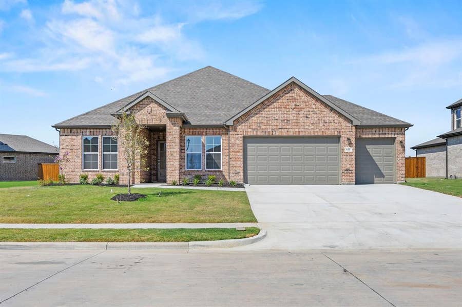 Property photo for 615 Landry Lane, Forney, TX