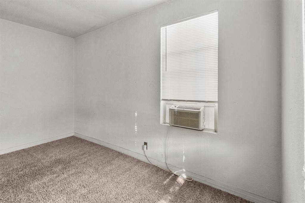 309 Hallvale Drive, White Settlement, TX 76108 309 Hallvale Drive, White Settlement, TX 76108