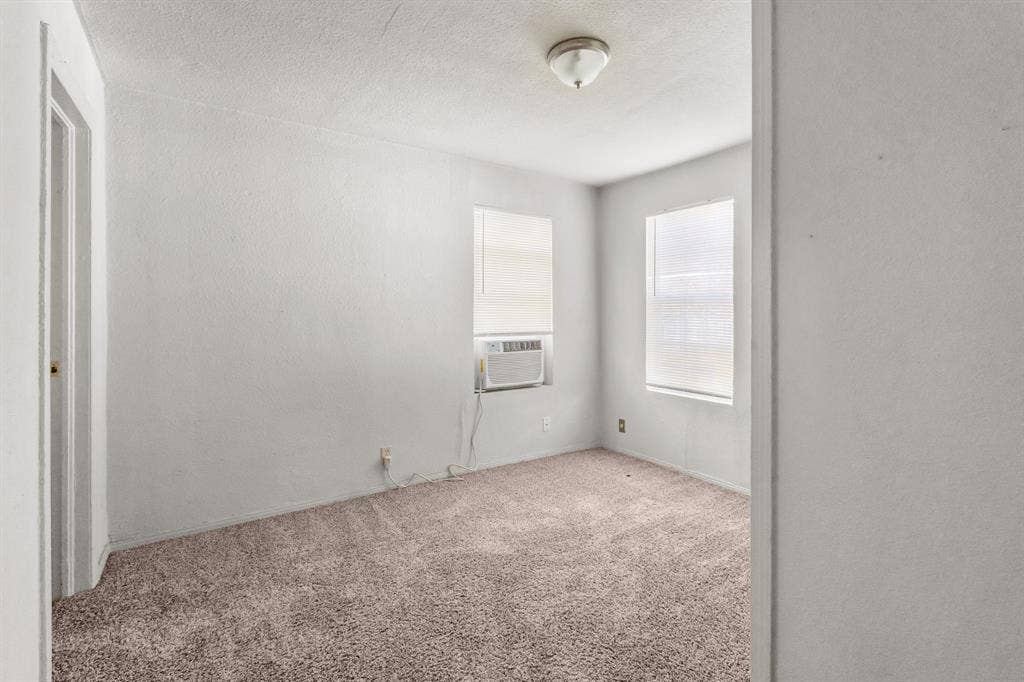 309 Hallvale Drive, White Settlement, TX 76108 309 Hallvale Drive, White Settlement, TX 76108