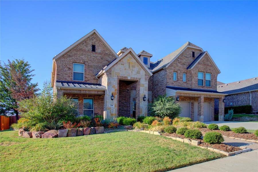 Property photo for 214 Heatherstone Drive, Midlothian, TX