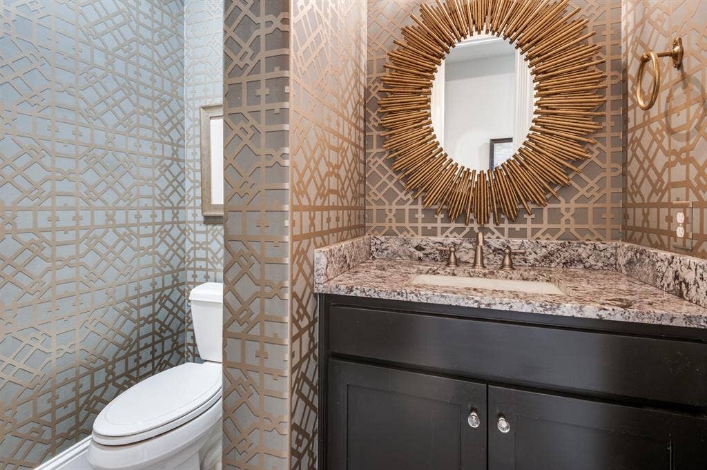647 Fountainview Drive, Irving, TX 75039 647 Fountainview Drive, Irving, TX 75039