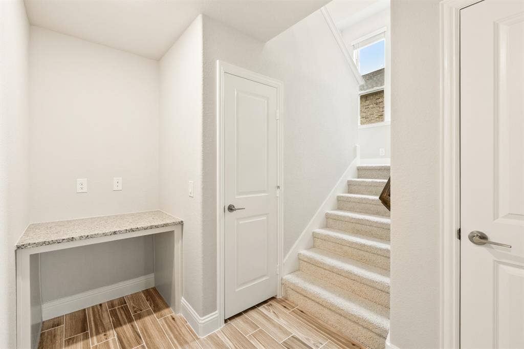 2203 Redding Drive, Mansfield, TX 76084 2203 Redding Drive, Mansfield, TX 76084