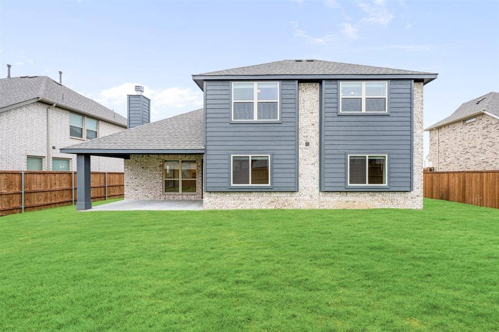 2203 Redding Drive, Mansfield, TX 76084 2203 Redding Drive, Mansfield, TX 76084