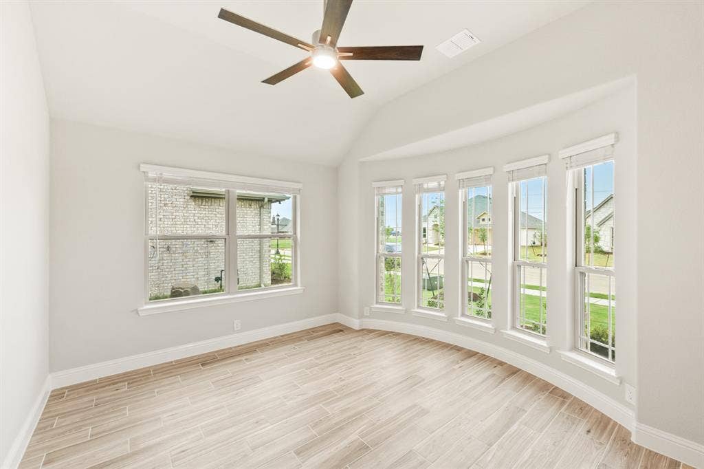 2203 Redding Drive, Mansfield, TX 76084 2203 Redding Drive, Mansfield, TX 76084