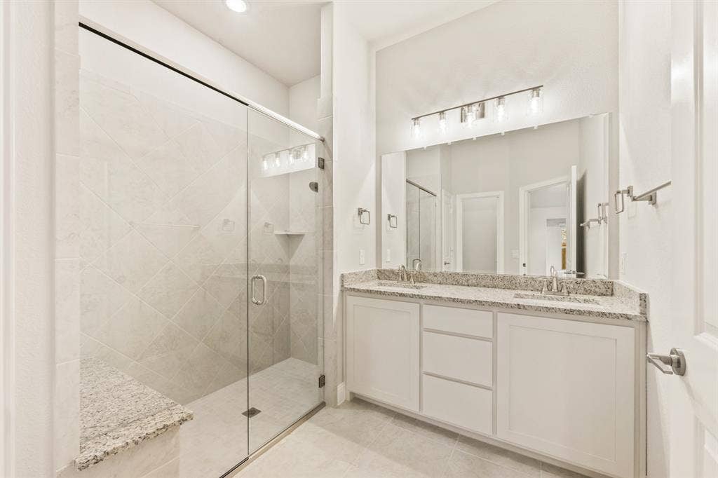 2203 Redding Drive, Mansfield, TX 76084 2203 Redding Drive, Mansfield, TX 76084