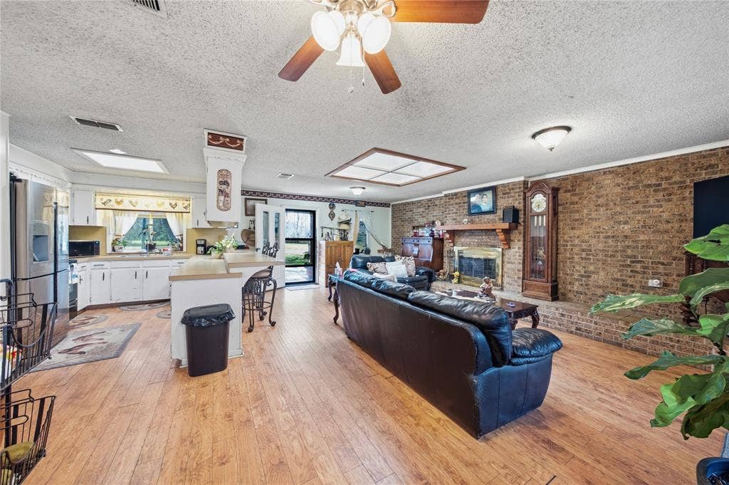 442 Rosemary Drive, Trinidad, TX 75163 442 Rosemary Drive, Trinidad, TX 75163