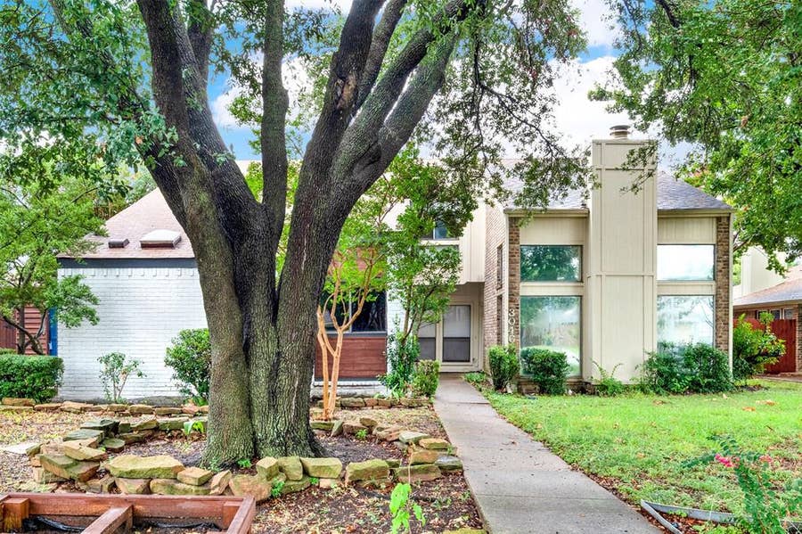 Property photo for 3048 Airhaven Street, Dallas, TX