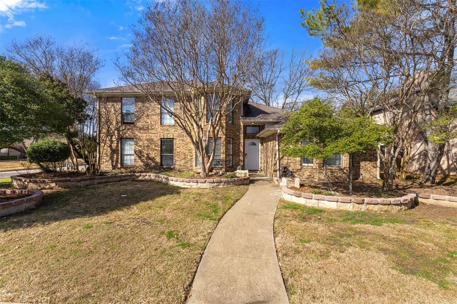 Property photo for 3201 Auburn Drive, Rowlett, TX