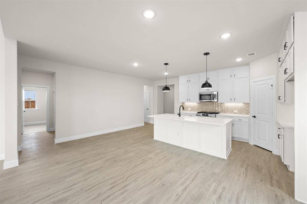 1124 Abigail Way, Midlothian, TX 76065 1124 Abigail- Dining-2