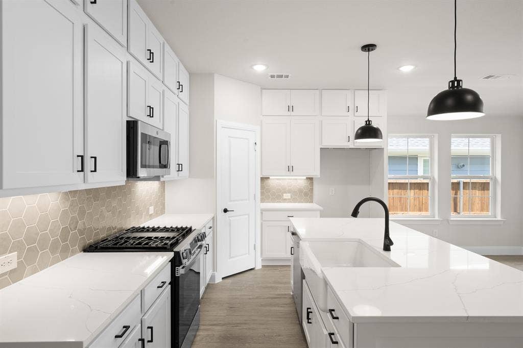 1124 Abigail Way, Midlothian, TX 76065 1124 Abigail- Kitchen-3