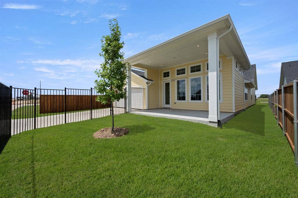 1124 Abigail Way, Midlothian, TX 76065 1124 Abigail- Back-1