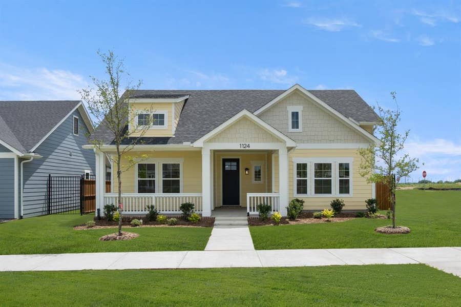 Property photo for 1124 Abigail Way, Midlothian, TX
