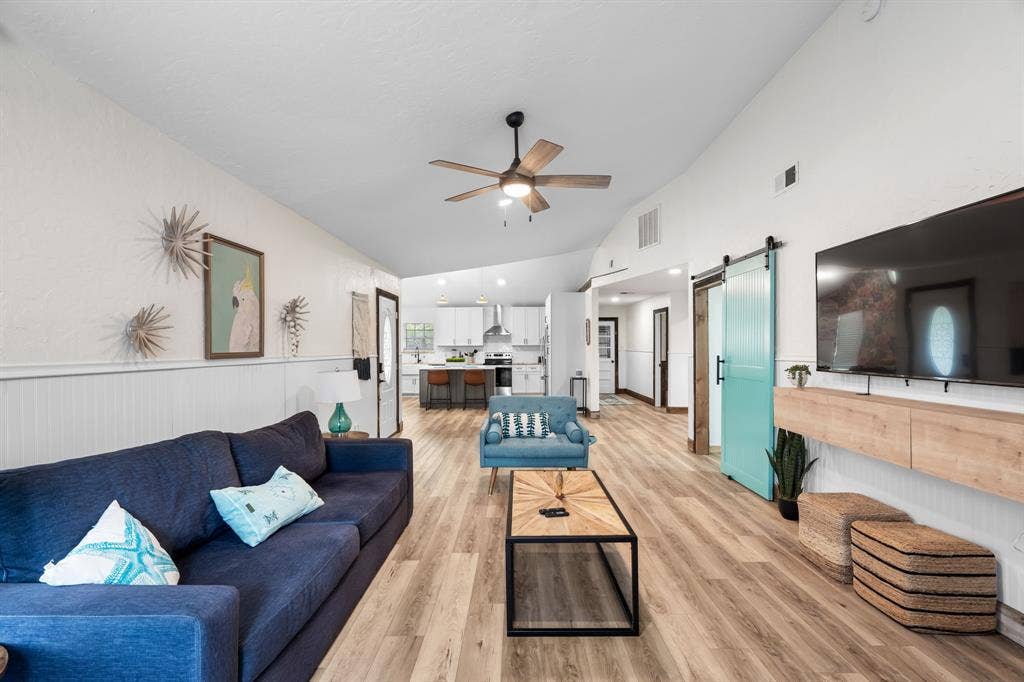 7431 County Road 964, Nevada, TX 75173 7431 County Road 964, Nevada, TX 75173