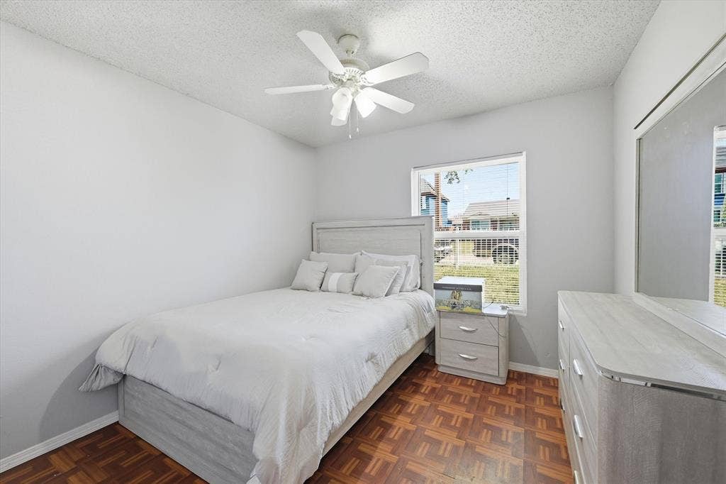 919 Brae Loch Drive, Dallas, TX 75217 919 Brae Loch Drive, Dallas, TX 75217