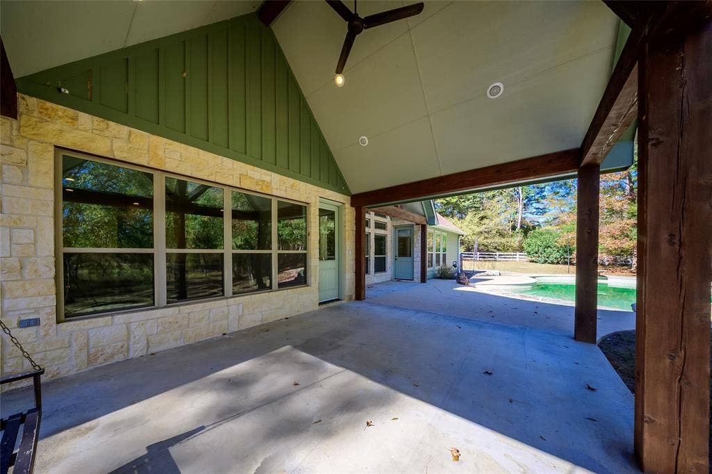 23751 Mystery Down, Lindale, TX 75771