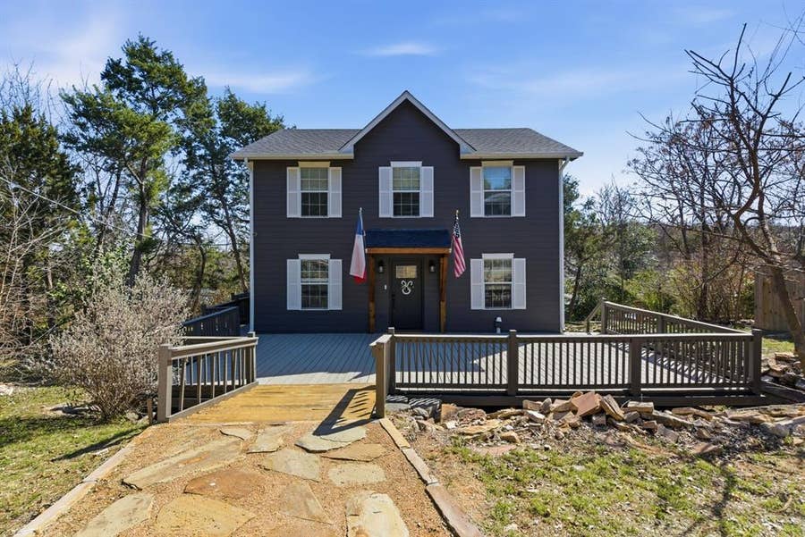 Property photo for 1205 Comanche Cove Drive, Granbury, TX